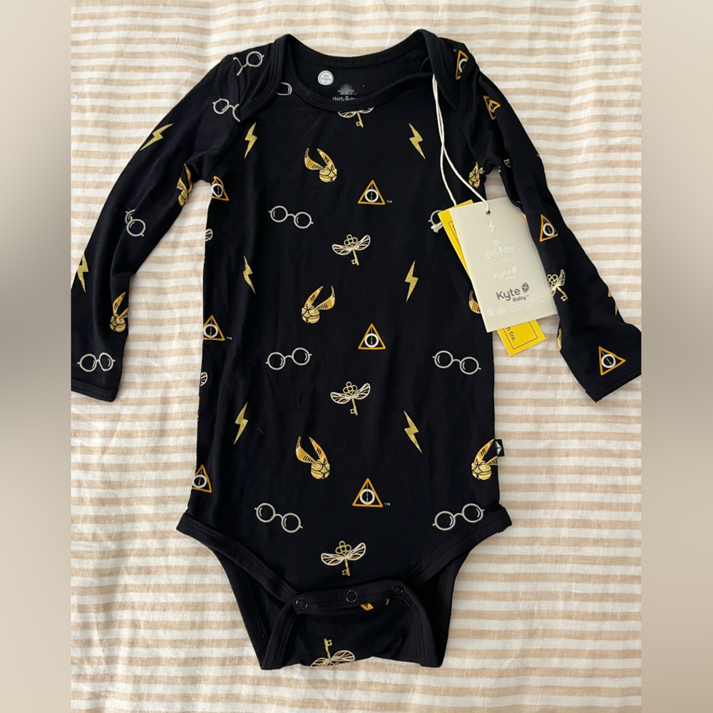 NWT- Kyte Baby Black Harry Potter Themed Baby Onesie